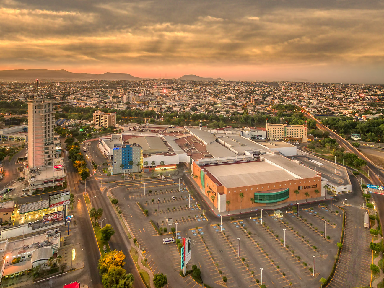 Centro Comercial Forum Culiacán