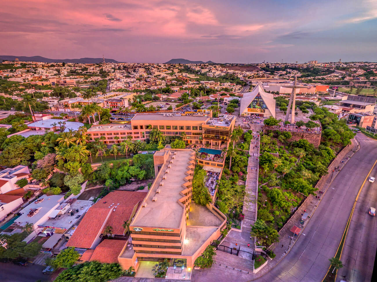 Parroquia La Lomita