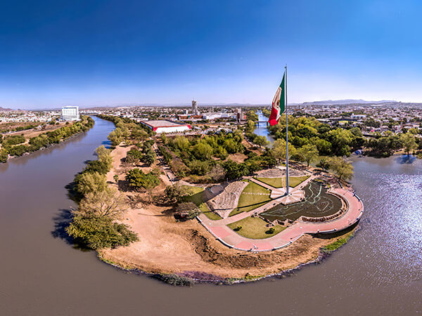 Asta Bandera Monumental