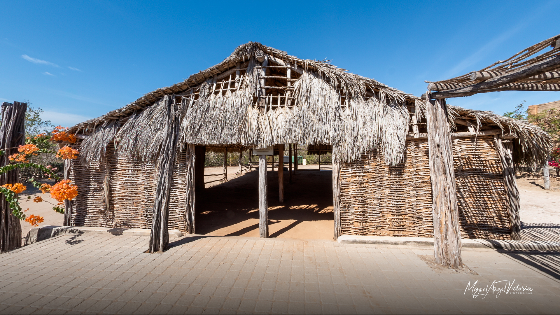 Zona Arqueológica Las Labradas